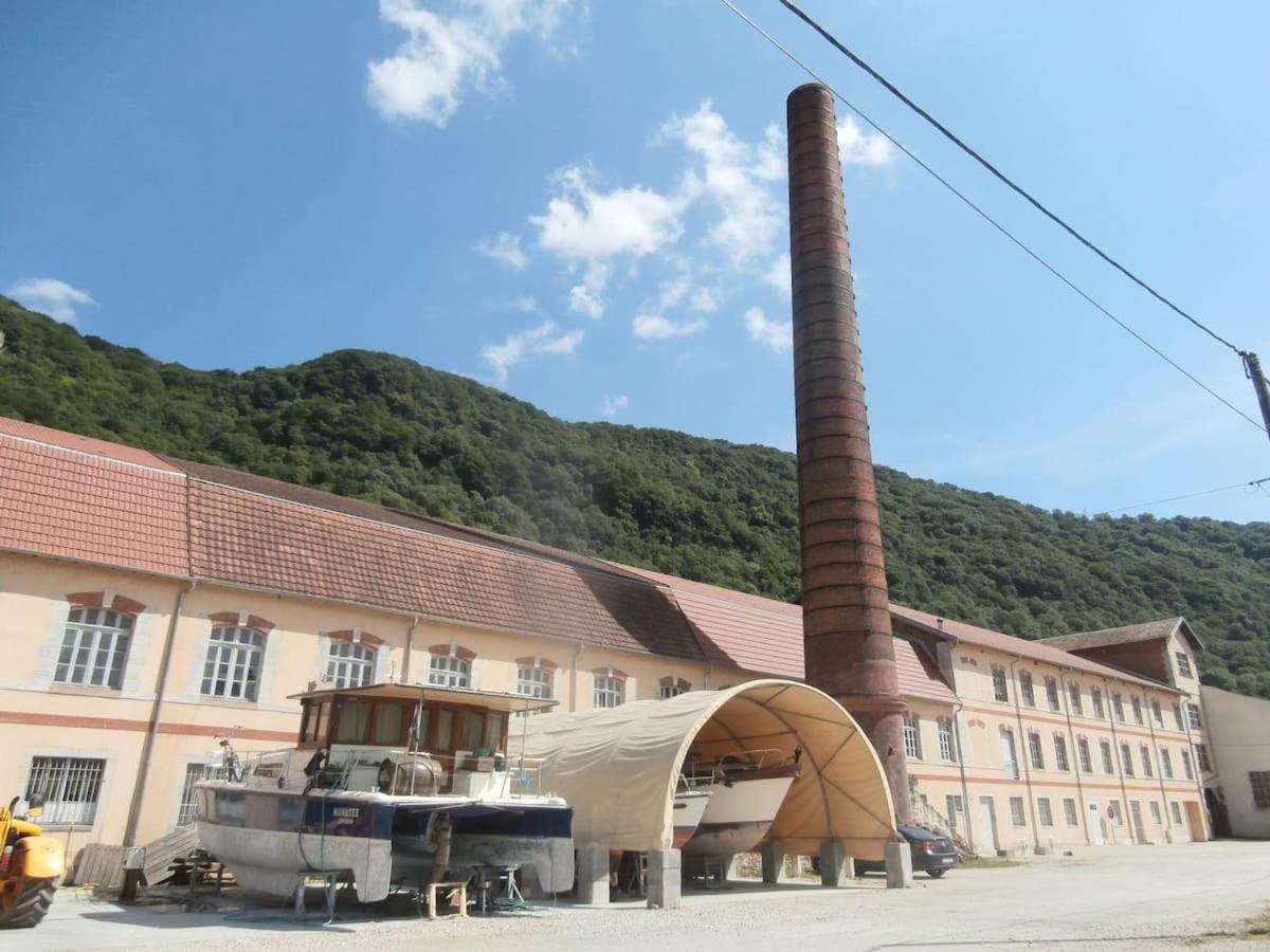 Gite 3 étoiles entre sources et rivière Besançon Vaire-le-Grand Exterior foto